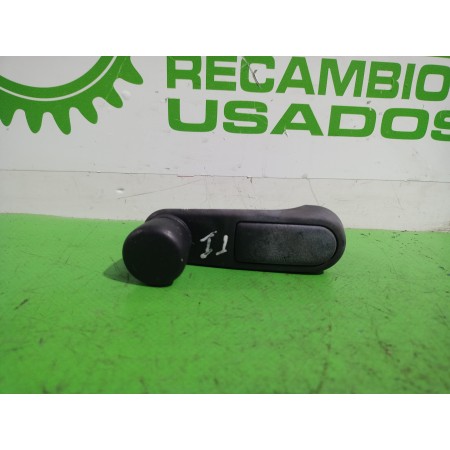 Recambio de maneta elevalunas trasera izquierda para citroën xsara berlina 1.9 d sx referencia OEM IAM 924095  