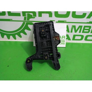 Recambio de soporte bateria para volkswagen passat berlina (3c2) 2.0 tdi referencia OEM IAM 1K0915333C  