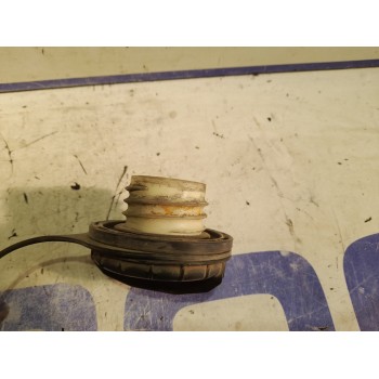 Recambio de tapon combustible para land rover discovery referencia OEM IAM WLD100770  