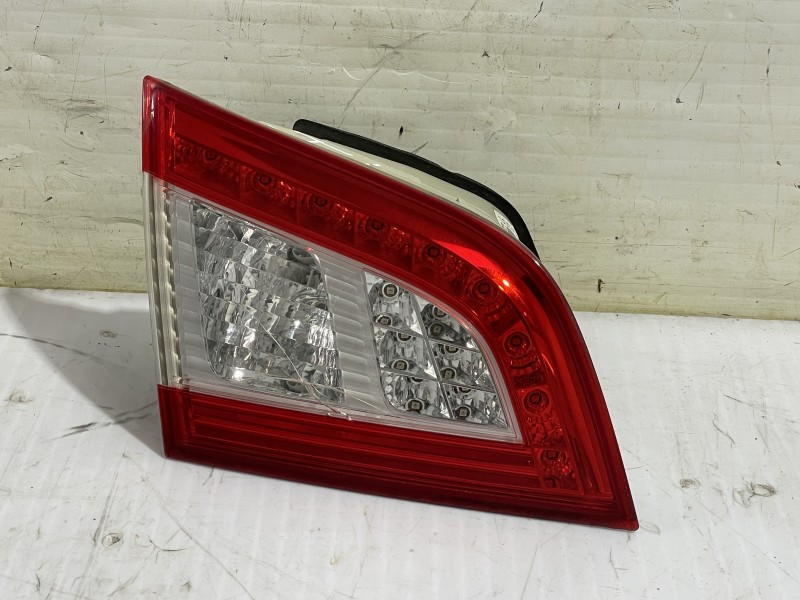 Recambio de piloto trasero izquierdo interior para peugeot 508 allure referencia OEM IAM 9686780580  