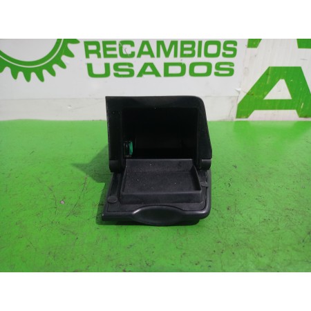Recambio de cenicero para citroën xsara berlina 1.9 d sx referencia OEM IAM 9624645677  