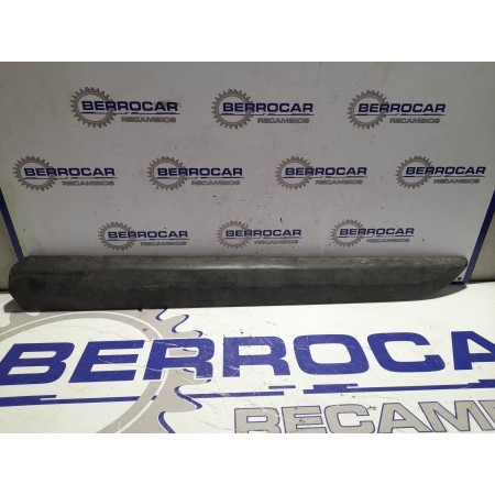 Recambio de moldura lateral para peugeot expert kasten komfort referencia OEM IAM 9808747177  