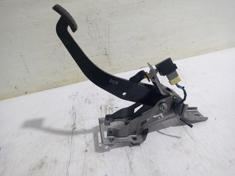 Recambio de pedal freno para hyundai ix35 (lm, el, elh) 2.0 crdi 4wd referencia OEM IAM 328002S000  