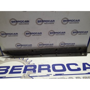 Recambio de moldura lateral para peugeot expert kasten komfort referencia OEM IAM 9808747177  