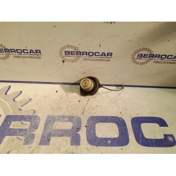 Recambio de tapon combustible para land rover discovery referencia OEM IAM WLD100770  