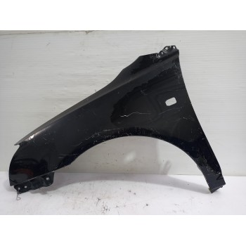 Recambio de aleta delantera izquierda para toyota avensis berlina (t25) 1.8 16v cat referencia OEM IAM 5381205020  