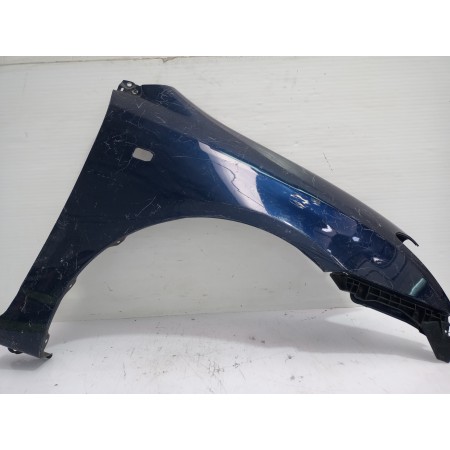 Recambio de aleta delantera derecha para toyota corolla (e12) 1.4 turbodiesel cat referencia OEM IAM 5381102090  