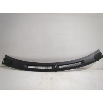 Recambio de molduras capot para nissan qashqai ii (j11, j11_) 1.5 dci referencia OEM IAM 683104EH0A  