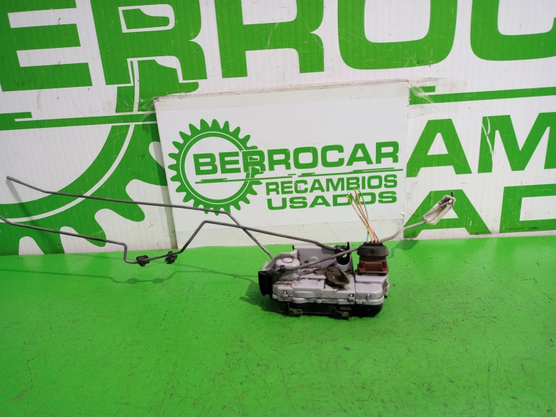 Recambio de cerradura puerta trasera izquierda para citroën xsara berlina 1.9 d sx referencia OEM IAM 913769  