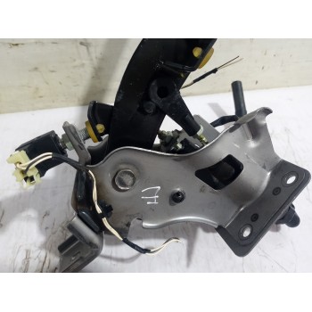 Recambio de pedal embrague para hyundai ix35 (lm, el, elh) 2.0 crdi 4wd referencia OEM IAM 328022S000  