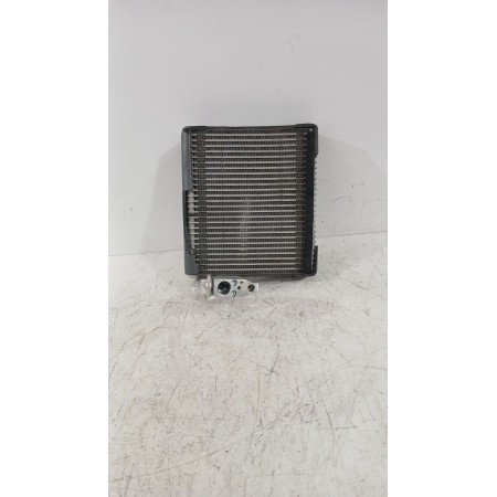 Recambio de evaporador aire acondicionado para nissan qashqai ii (j11, j11_) 1.5 dci referencia OEM IAM 922004em0a  