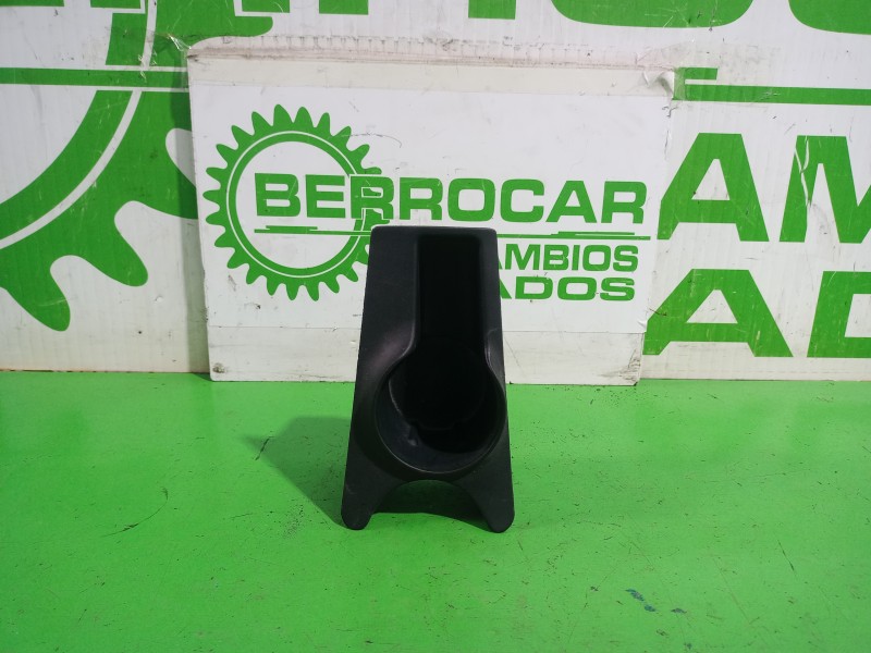 Recambio de portavasos para ford focus berlina (cak) trend referencia OEM IAM 2M51046B95  