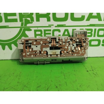 Recambio de luz interior para renault espace iv (jk0) 2.2 dci turbodiesel referencia OEM IAM 8200033830  