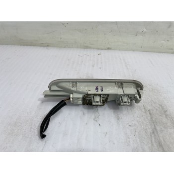 Recambio de luz interior para nissan micra (k12e) acenta referencia OEM IAM 820074362  