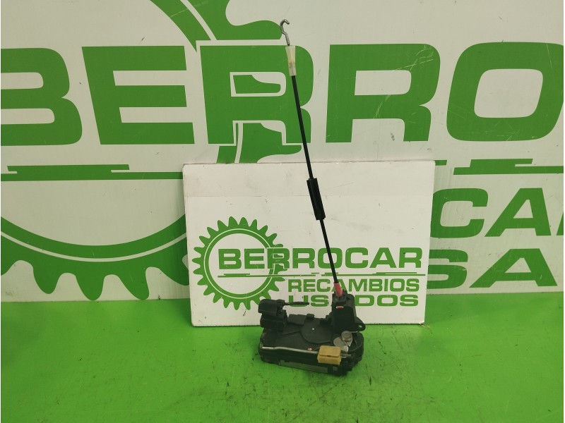 Recambio de cerradura puerta trasera derecha para opel astra h berlina essentia referencia OEM IAM 41442091  
