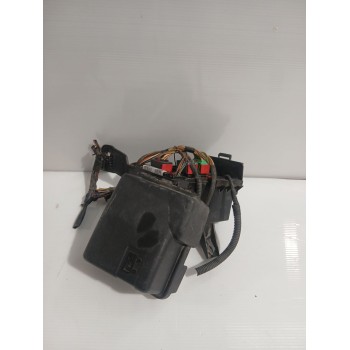 Recambio de caja reles / fusibles para citroën c3 i (fc_, fn_) 1.4 i referencia OEM IAM 9643498880  