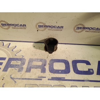 Recambio de posavasos para land rover discovery referencia OEM IAM 8H22046B94  