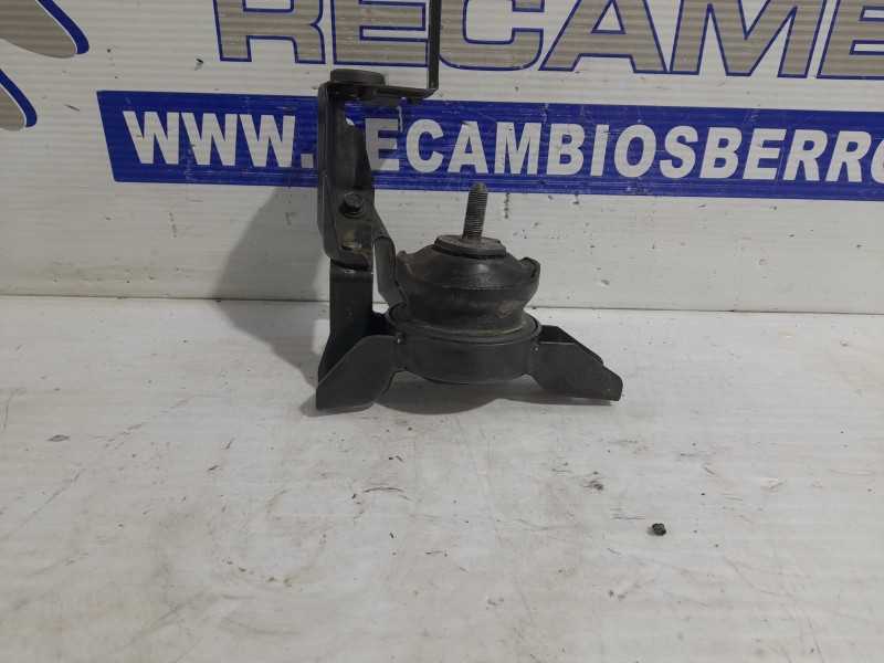 Recambio de soporte cambio para hyundai santa fe (sm) 2.0 crdi cat referencia OEM IAM 2181226700  