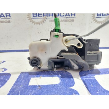 Recambio de cerradura puerta trasera derecha para opel insignia berlina 2.0 16v cdti referencia OEM IAM 3023880RH2  