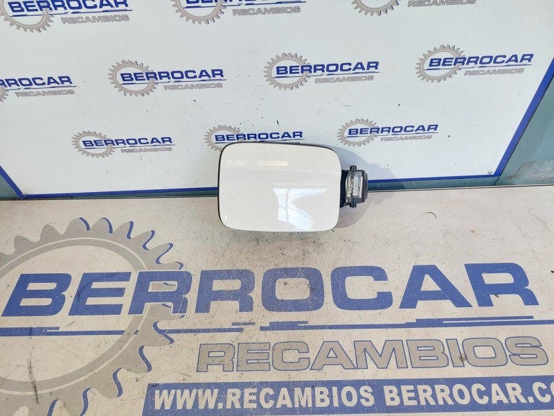Recambio de tapa exterior combustible para seat arona referencia OEM IAM 6F9809905  