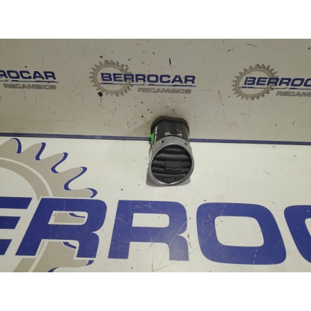 Recambio de rejilla aireadora para seat exeo berlina (3r2) 2.0 tdi referencia OEM IAM 3R0820951  