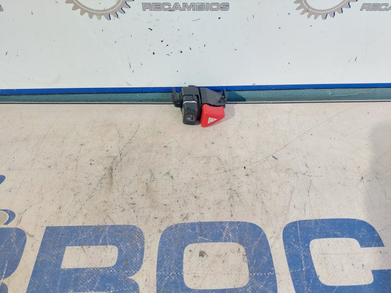 Recambio de warning para mercedes-benz clase a (w168) 1.4 cat referencia OEM IAM A1688201210  