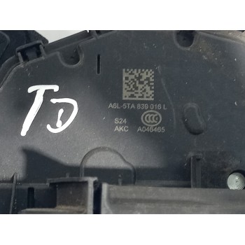 Recambio de cerradura puerta trasera derecha para volkswagen golf vii lim. (5g1) comfortline bluemotion referencia OEM IAM 5TA83