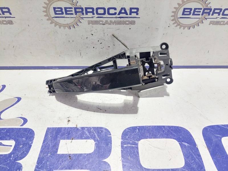 Recambio de maneta exterior trasera derecha para opel insignia berlina 2.0 16v cdti referencia OEM IAM 138616  