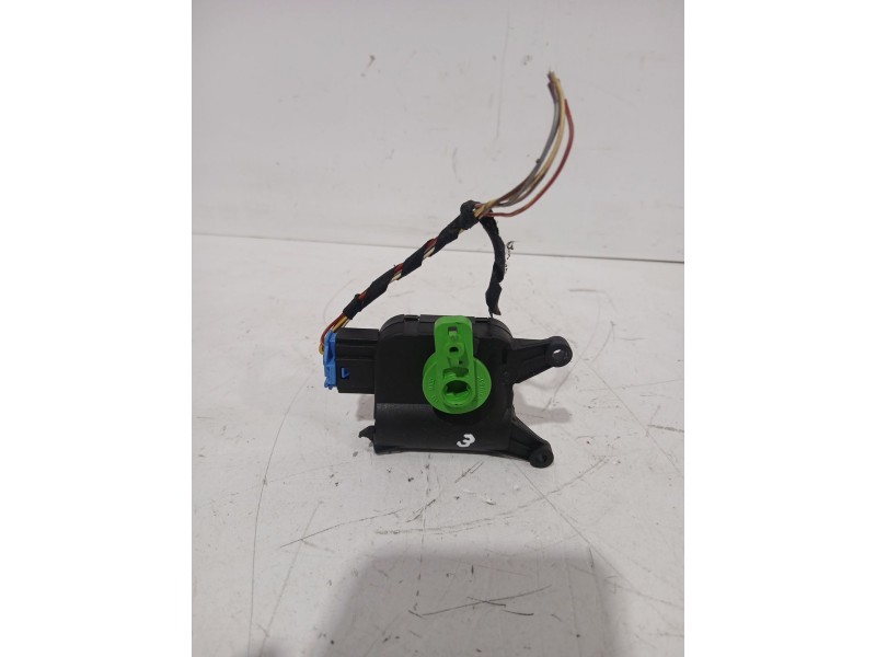 Recambio de motor apertura trampilla para skoda octavia i (1u2) 1.9 tdi referencia OEM IAM 0132801324  