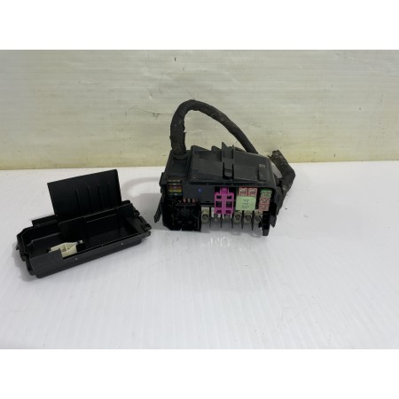 Recambio de caja reles / fusibles para volkswagen polo (6c1) advance bluemotion referencia OEM IAM 6C0937132  