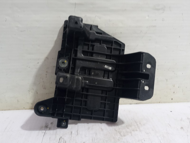 Recambio de soporte bateria para hyundai ix35 (lm, el, elh) 2.0 crdi 4wd referencia OEM IAM 371502S200  