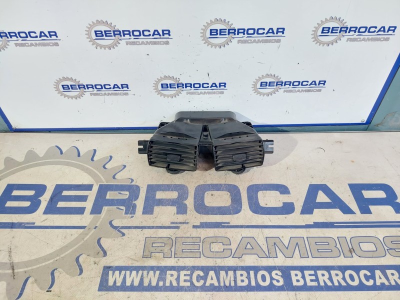 Recambio de rejilla aireadora para mercedes-benz clase a (w168) 1.4 cat referencia OEM IAM 1688300054  
