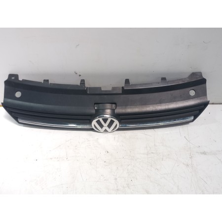 Recambio de rejilla delantera para volkswagen polo (6c1) advance bluemotion referencia OEM IAM 6C0853651EWYR  