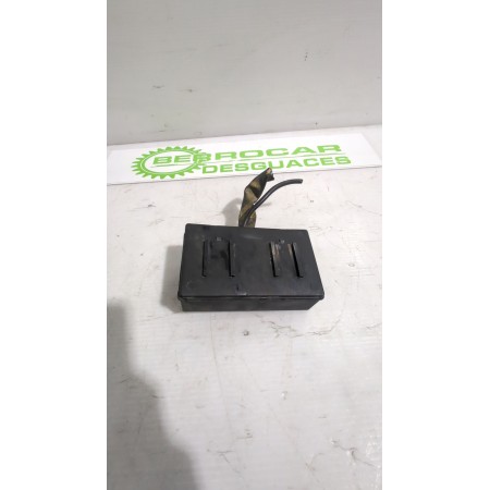 Recambio de caja reles / fusibles para peugeot 407 (6d_) 1.6 hdi 110 (6d9hzc, 6d9hyc) referencia OEM IAM 9632229480  