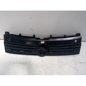 Recambio de rejilla delantera para volkswagen polo (6c1) advance bluemotion referencia OEM IAM 6C0853651EWYR  