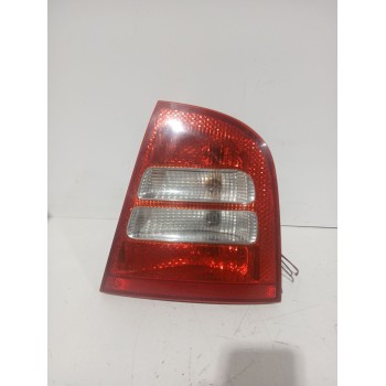 Recambio de piloto trasero derecho para skoda octavia i (1u2) 1.9 tdi referencia OEM IAM 1U6945112A  