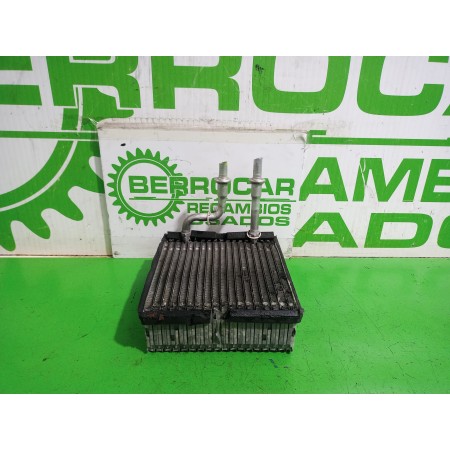 Recambio de evaporador aire acondicionado para ford focus berlina (cak) trend referencia OEM IAM 1122802  