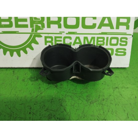 Recambio de posavasos para renault espace iv (jk0) 2.2 dci turbodiesel referencia OEM IAM 8200213551  