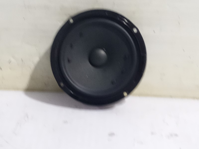 Recambio de altavoz puerta delantera derecha para volkswagen golf vii lim. (5g1) comfortline bluemotion referencia OEM IAM 5G003