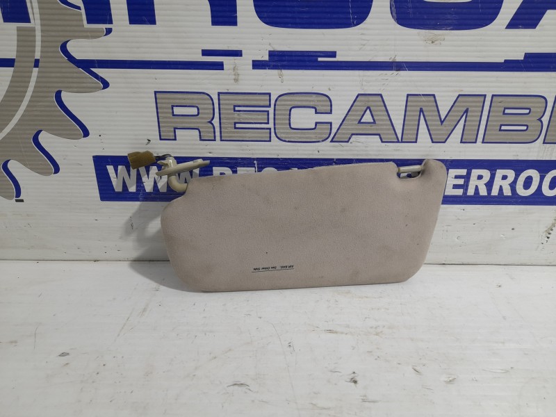 Recambio de parasol derecho para hyundai santa fe (sm) 2.0 crdi cat referencia OEM IAM 8520226700  