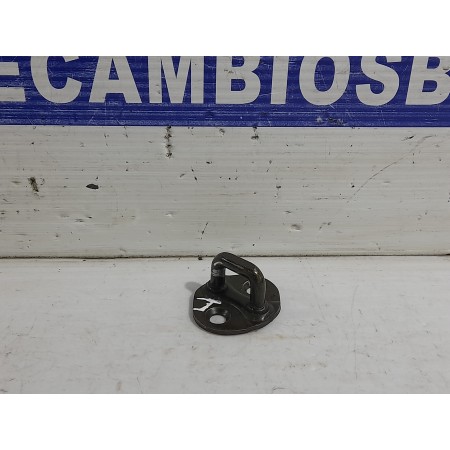 Recambio de bisagras para hyundai santa fe (sm) 2.0 crdi cat referencia OEM IAM 8139826000  
