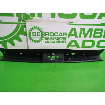 Recambio de moldura para ford focus berlina (cak) trend referencia OEM IAM 98ABA40352  