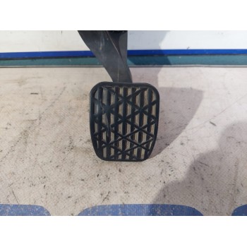 Recambio de pedal embrague para mercedes-benz clase a (w168) 1.4 cat referencia OEM IAM A1682910001  