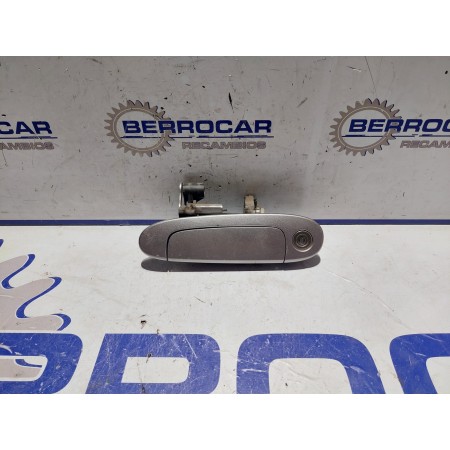 Recambio de maneta exterior delantera izquierda para toyota yaris (ncp1/nlp1/scp1) 1.0 cat referencia OEM IAM 692060D030B2  