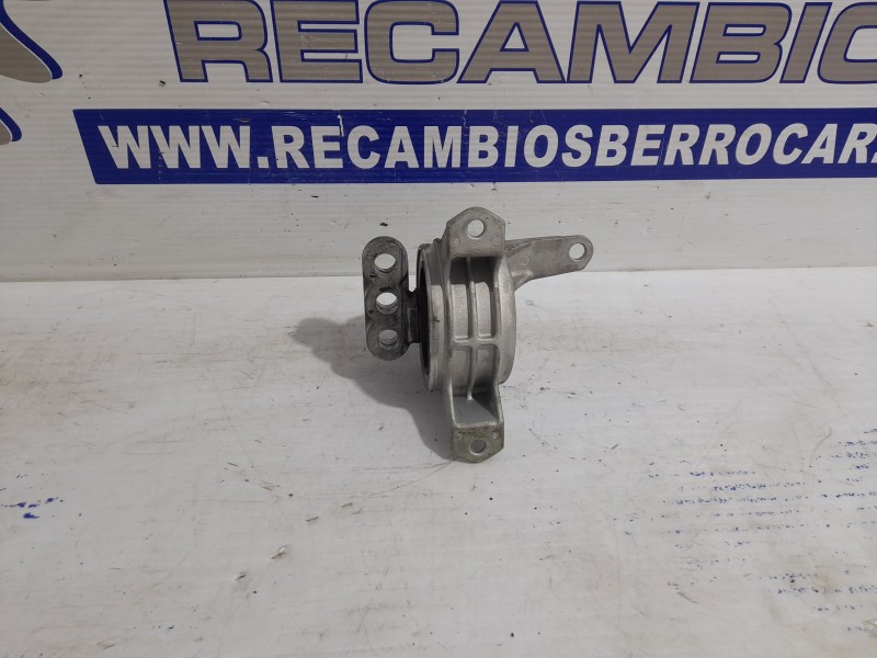 Recambio de soporte motor para opel zafira a elegance referencia OEM IAM 90538547  