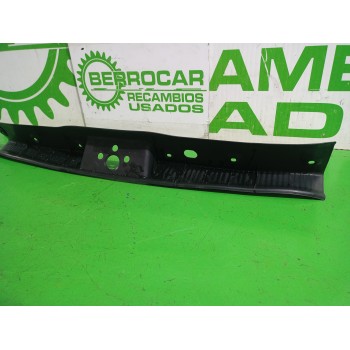 Recambio de moldura para ford focus berlina (cak) trend referencia OEM IAM 98ABA40352  