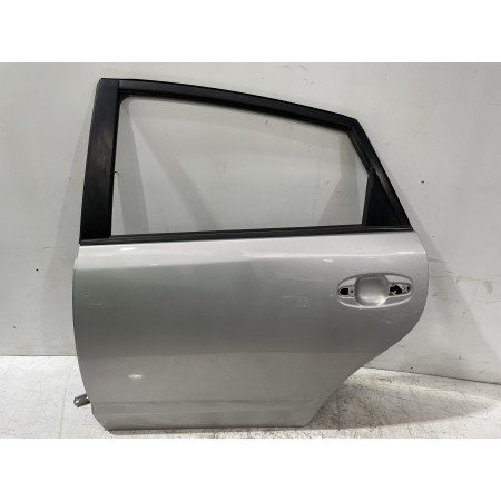 Recambio de puerta trasera izquierda para toyota prius (nhw20) basis referencia OEM IAM 6700447040  
