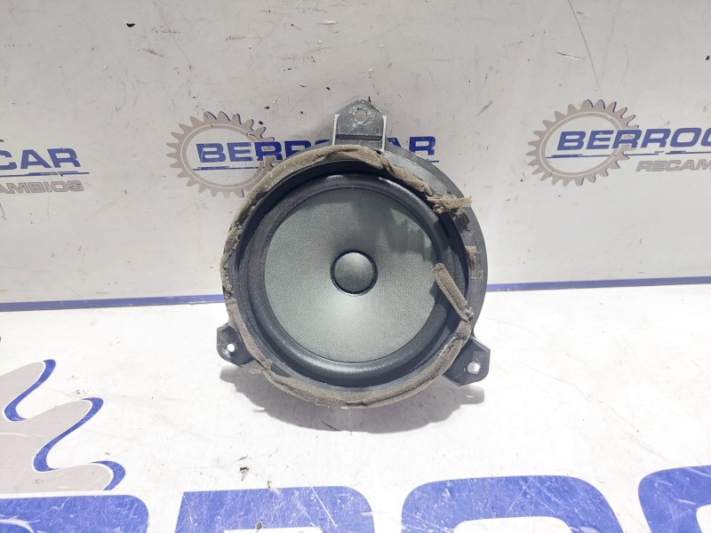 Recambio de altavoz para toyota rav 4 2.2 d-4d cat referencia OEM IAM 8616052330  