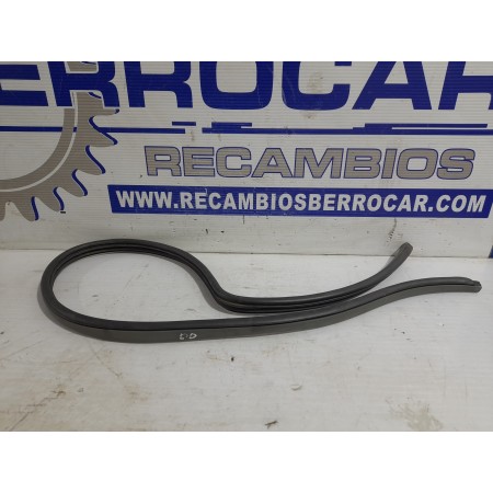 Recambio de goma contorno para hyundai santa fe (sm) 2.0 crdi cat referencia OEM IAM 8312026000YD  