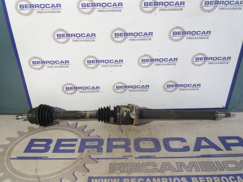 Recambio de transmision delantera derecha para mercedes-benz clase a (w168) 1.4 cat referencia OEM IAM A1683603372  